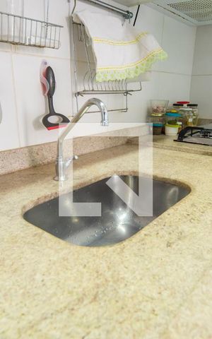 Apartamento à venda com 65m², 2 quartos e 1 vaga Apartamento à venda com 65m², 2 quartos e 1 vagaPia