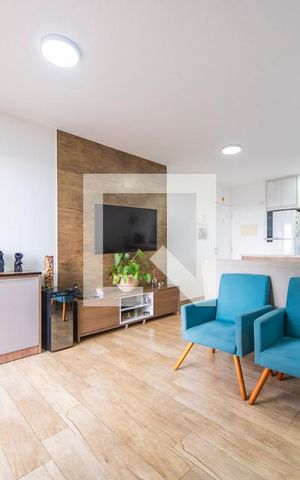 Apartamento à venda com 65m², 2 quartos e 1 vaga Apartamento à venda com 65m², 2 quartos e 1 vagaSala