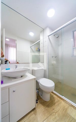 Apartamento à venda com 65m², 2 quartos e 1 vaga Apartamento à venda com 65m², 2 quartos e 1 vagaBanheiro do Quarto 2