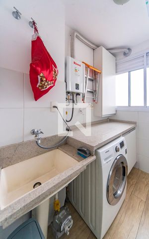 Apartamento à venda com 65m², 2 quartos e 1 vaga Apartamento à venda com 65m², 2 quartos e 1 vagaÁrea de Serviço