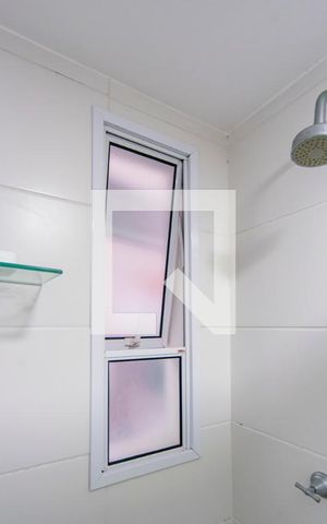 Apartamento à venda com 65m², 2 quartos e 1 vaga Apartamento à venda com 65m², 2 quartos e 1 vagaChuveiro