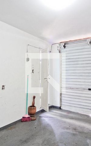 Casa à venda com 175m², 4 quartos e 1 vaga Casa à venda com 175m², 4 quartos e 1 vagaGaragem