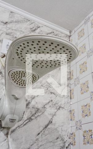 Casa à venda com 175m², 4 quartos e 1 vaga Casa à venda com 175m², 4 quartos e 1 vagaBanheiro