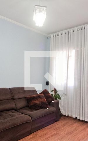 Casa à venda com 175m², 4 quartos e 1 vaga Casa à venda com 175m², 4 quartos e 1 vagaSala