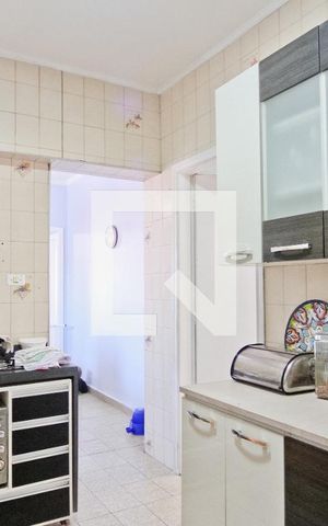 Casa à venda com 175m², 4 quartos e 1 vaga Casa à venda com 175m², 4 quartos e 1 vagaCozinha