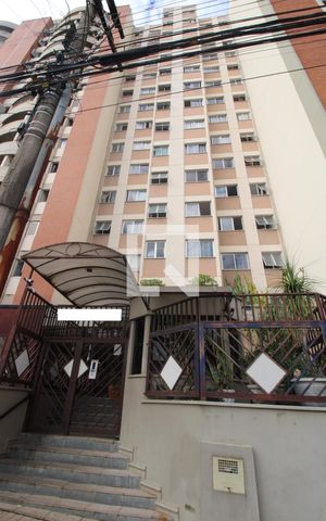 Apartamento à venda com 40m², 1 quarto e 1 vagaFachada