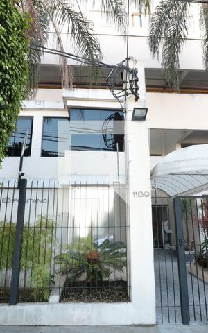 Apartamento à venda com 65m², 2 quartos e 1 vagaFachada
