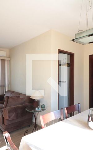 Apartamento à venda com 65m², 2 quartos e 1 vagaSala 
