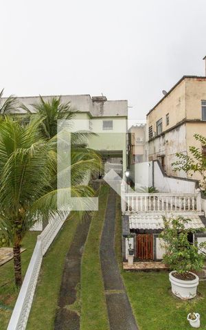 Casa à venda com 360m², 5 quartos e 6 vagas Casa à venda com 360m², 5 quartos e 6 vagasCasa 2 - Vista da Varanda