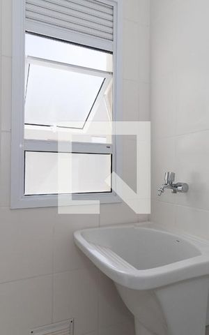 Apartamento à venda com 72m², 3 quartos e 1 vagaÁrea de Serviço
