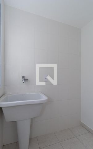 Apartamento à venda com 72m², 3 quartos e 1 vagaÁrea de Serviço