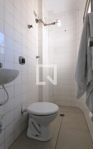 Apartamento à venda com 170m², 4 quartos e 2 vagasBanheiro de Serviço