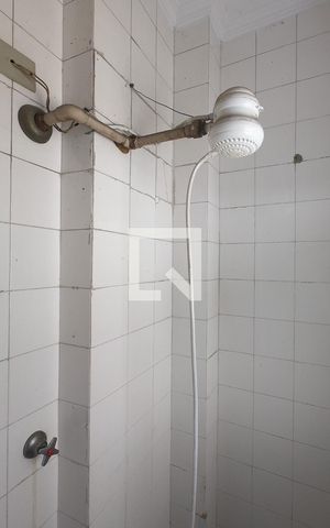 Apartamento à venda com 170m², 4 quartos e 2 vagasBanheiro de Serviço