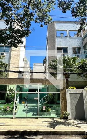 Apartamento à venda com 158m², 3 quartos e 2 vagas Apartamento à venda com 158m², 3 quartos e 2 vagasFachada