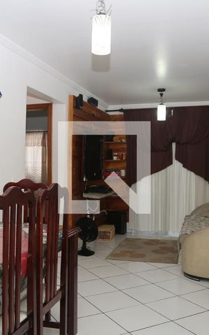 Apartamento para alugar com 78m², 2 quartos e 1 vagaSala
