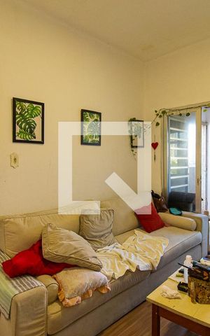 Apartamento à venda com 64m², 1 quarto e sem vaga Apartamento à venda com 64m², 1 quarto e sem vagaSala