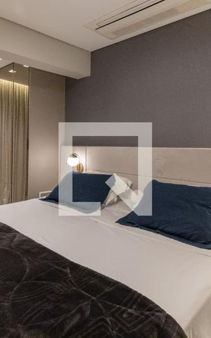 Apartamento à venda com 80m², 2 quartos e 2 vagas Apartamento à venda com 80m², 2 quartos e 2 vagasSuíte