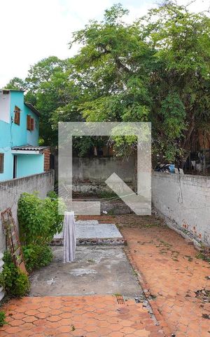 Casa de condomínio à venda com 200m², 3 quartos e sem vagaVista