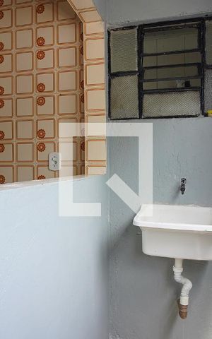 Casa de condomínio à venda com 200m², 3 quartos e sem vagaÁrea de Serviço