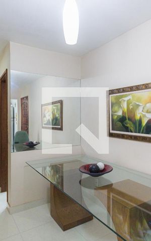 Apartamento para alugar com 40m², 2 quartos e 1 vaga Apartamento para alugar com 40m², 2 quartos e 1 vagaSala