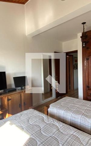 Casa à venda com 260m², 3 quartos e 4 vagasQuarto 1