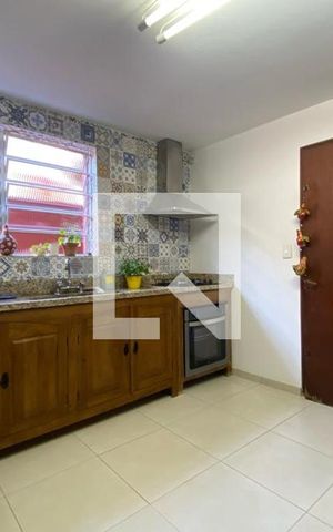 Casa à venda com 260m², 3 quartos e 4 vagasCozinha