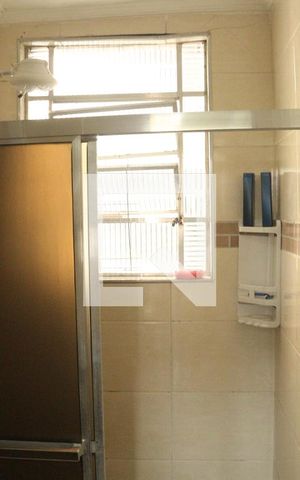Apartamento para alugar com 48m², 1 quarto e sem vagaBanheiro