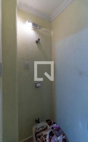 Apartamento à venda com 80m², 2 quartos e sem vaga Apartamento à venda com 80m², 2 quartos e sem vagaLavabo