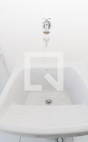 Apartamento à venda com 48m², 2 quartos e sem vaga Apartamento à venda com 48m², 2 quartos e sem vagaDetalhe da area de serviço