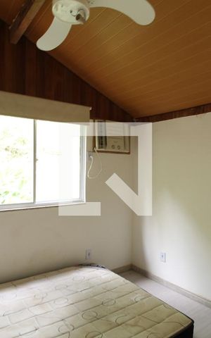 Casa à venda com 120m², 3 quartos e 3 vagasSuíte