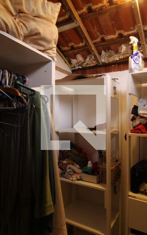 Casa à venda com 120m², 3 quartos e 3 vagasCloset