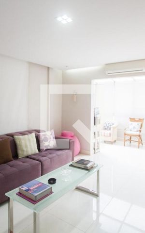 Casa de condomínio à venda com 278m², 4 quartos e 3 vagasSuíte 4