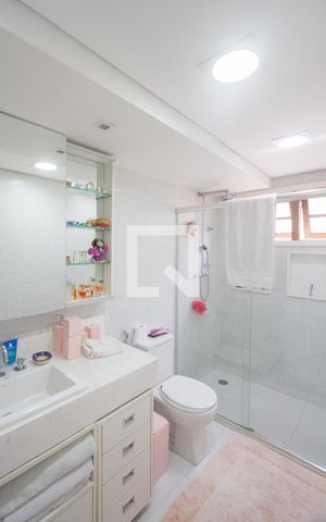Casa de condomínio à venda com 278m², 4 quartos e 3 vagasBanheiro Suíte 3