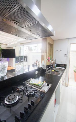 Casa de condomínio à venda com 278m², 4 quartos e 3 vagasCozinha