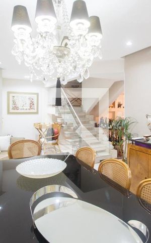 Casa de condomínio à venda com 278m², 4 quartos e 3 vagasSala
