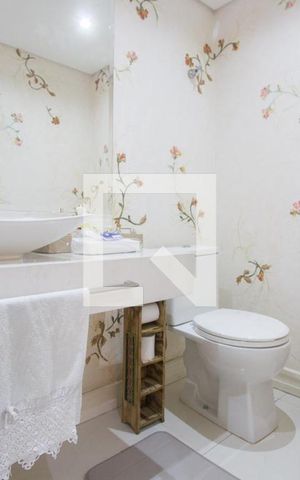 Casa de condomínio à venda com 278m², 4 quartos e 3 vagasLavabo