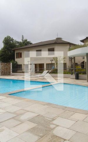 Casa de condomínio à venda com 278m², 4 quartos e 3 vagasÁrea comum - Piscina