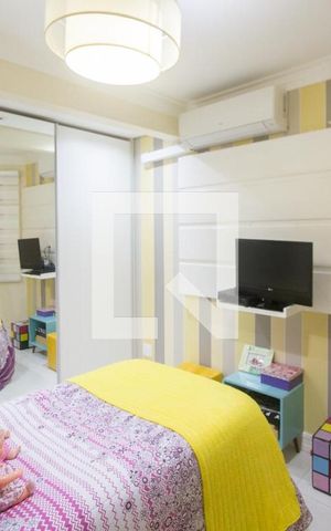 Casa de condomínio à venda com 278m², 4 quartos e 3 vagasSuíte 3