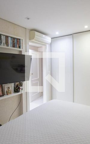 Casa de condomínio à venda com 278m², 4 quartos e 3 vagasSuíte 1