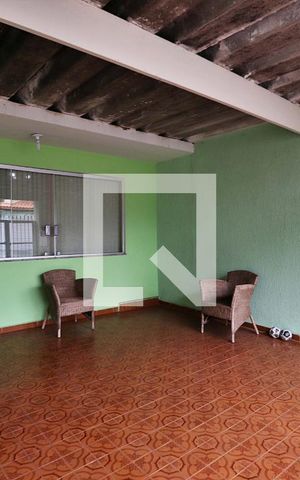 Casa à venda com 170m², 2 quartos e 2 vagasGaragem
