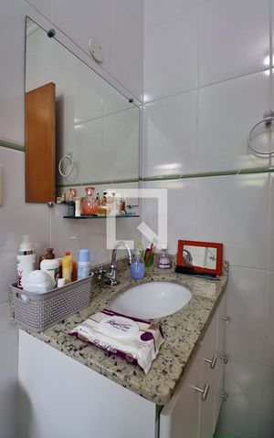 Casa à venda com 170m², 2 quartos e 2 vagasBanheiro da Suíte
