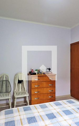 Casa à venda com 170m², 2 quartos e 2 vagasQuarto Suíte
