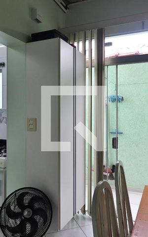 Casa à venda com 170m², 2 quartos e 2 vagasCozinha