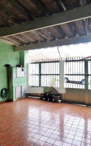Casa à venda com 170m², 2 quartos e 2 vagasGaragem