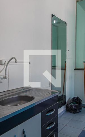 Casa para alugar com 47m², 1 quarto e sem vaga Casa para alugar com 47m², 1 quarto e sem vagaKitnet