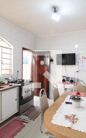 Casa à venda com 150m², 4 quartos e 3 vagasCozinha