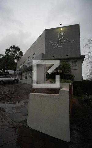 Casa à venda com 521m², 8 quartos e 8 vagasFachada