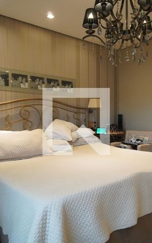 Casa à venda com 521m², 8 quartos e 8 vagasQuarto Suíte -Master