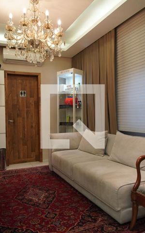 Casa à venda com 521m², 8 quartos e 8 vagasRecepção