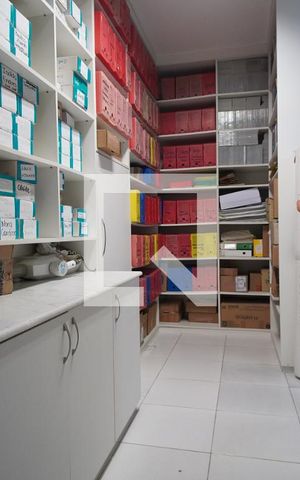 Casa à venda com 521m², 8 quartos e 8 vagassala